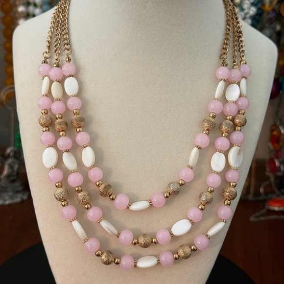 Jewelry - Spring Colors Pink and Gold Tone Beaded Necklace